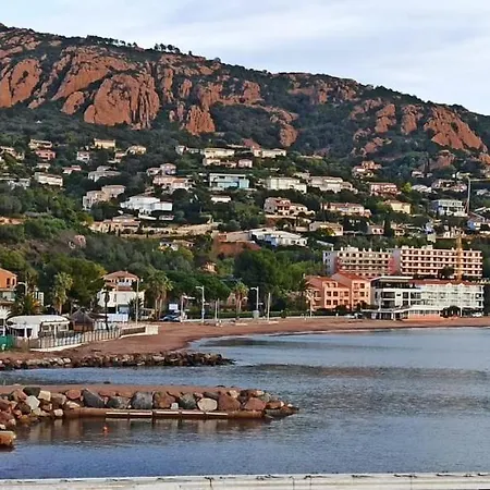 A Agay Apartment *